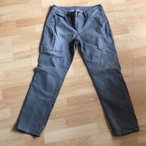 Talbots signature ankle size 8 gray jeans